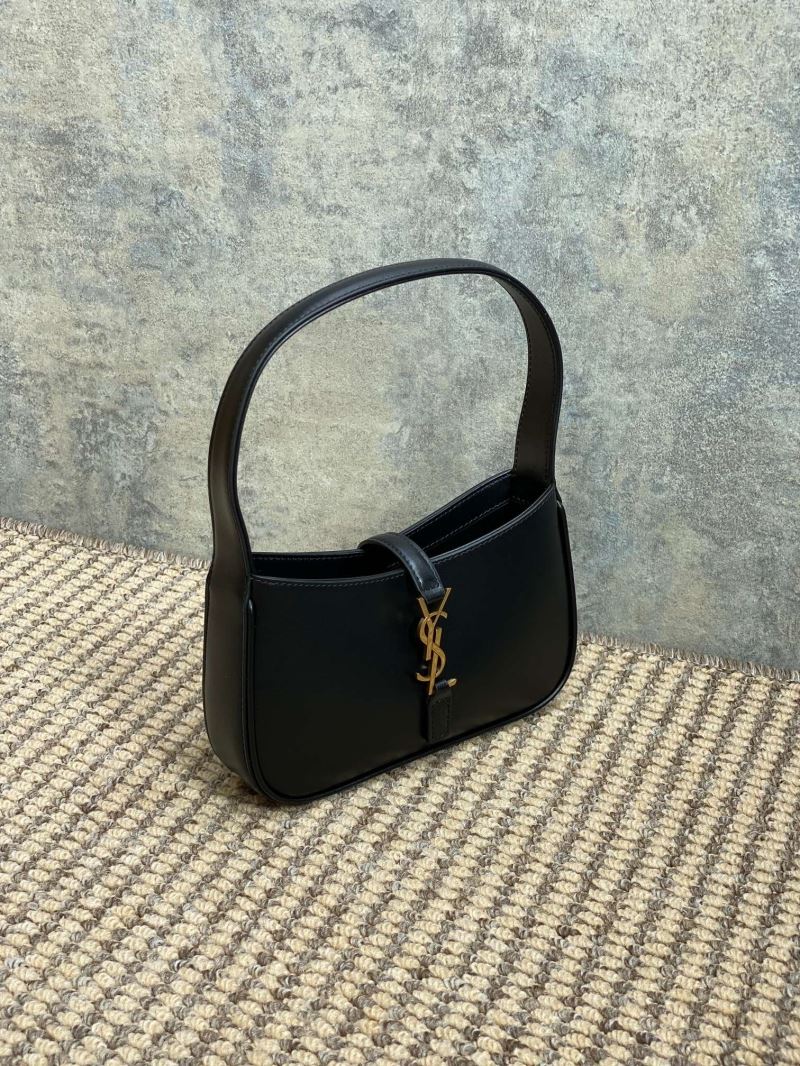 Y51 hobo bags